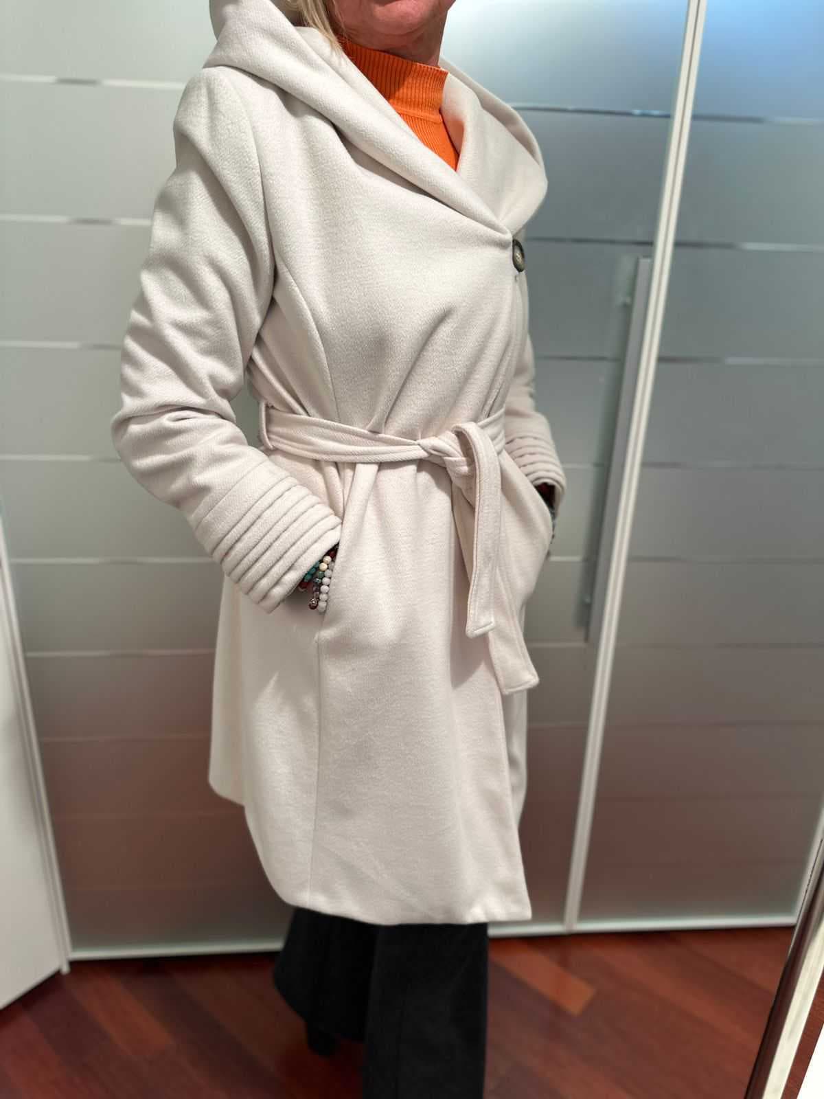 Cappotto con Cappuccio