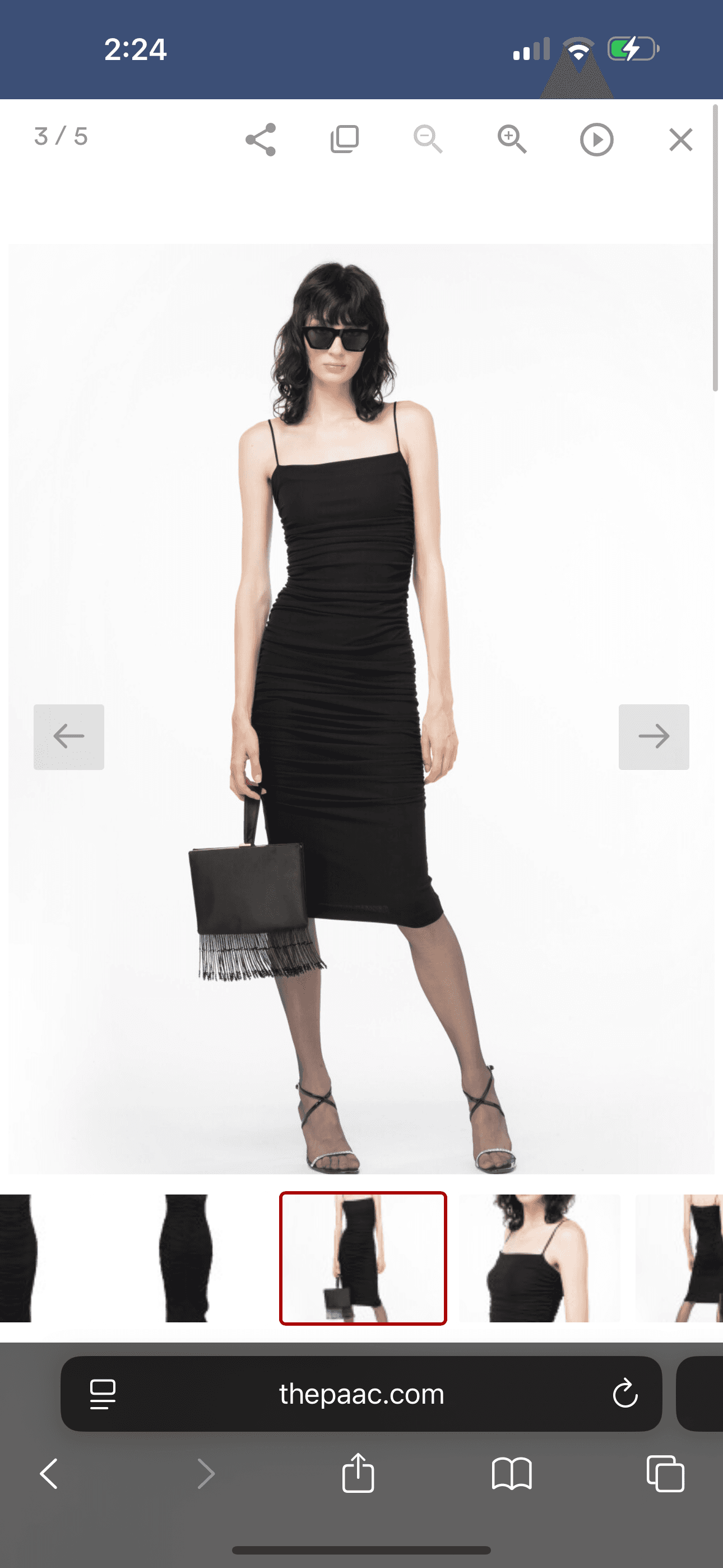 Vestito aderente con drappeggi — 3