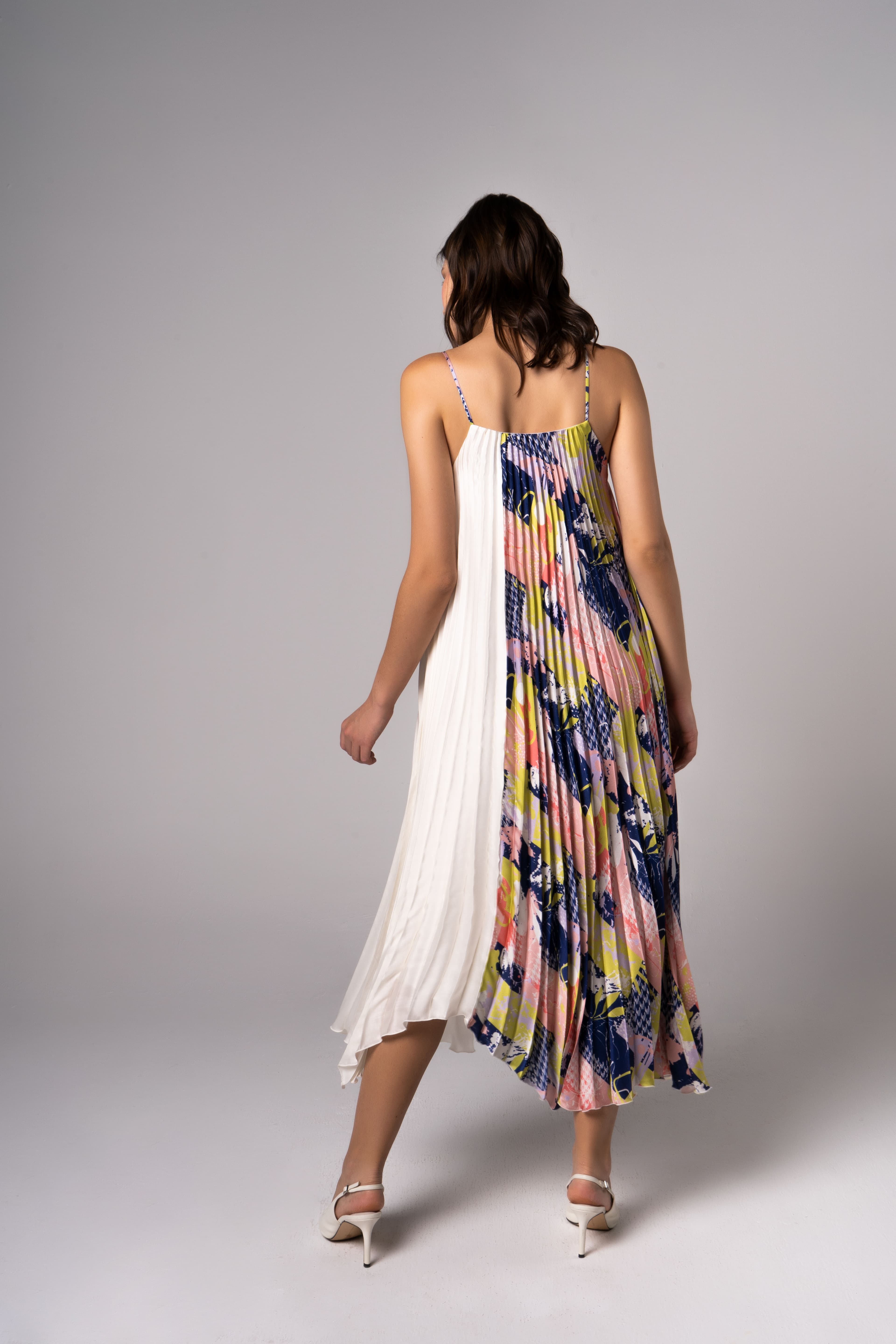 The Pleated Canvas Maxi Dress — 2