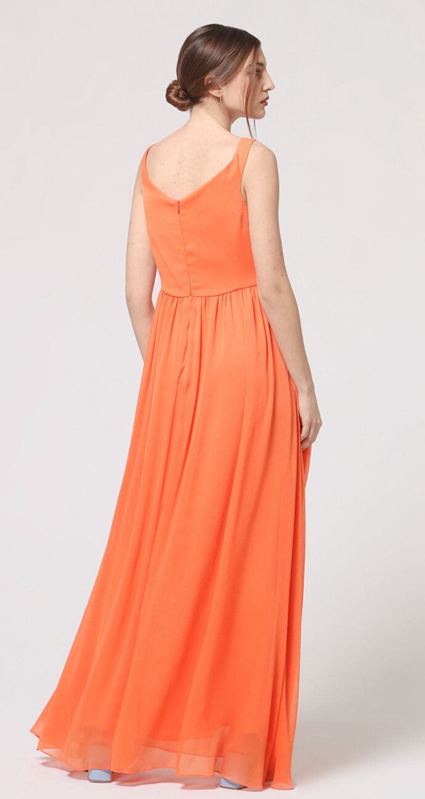 Vestito lungo in creponne con stola — 3