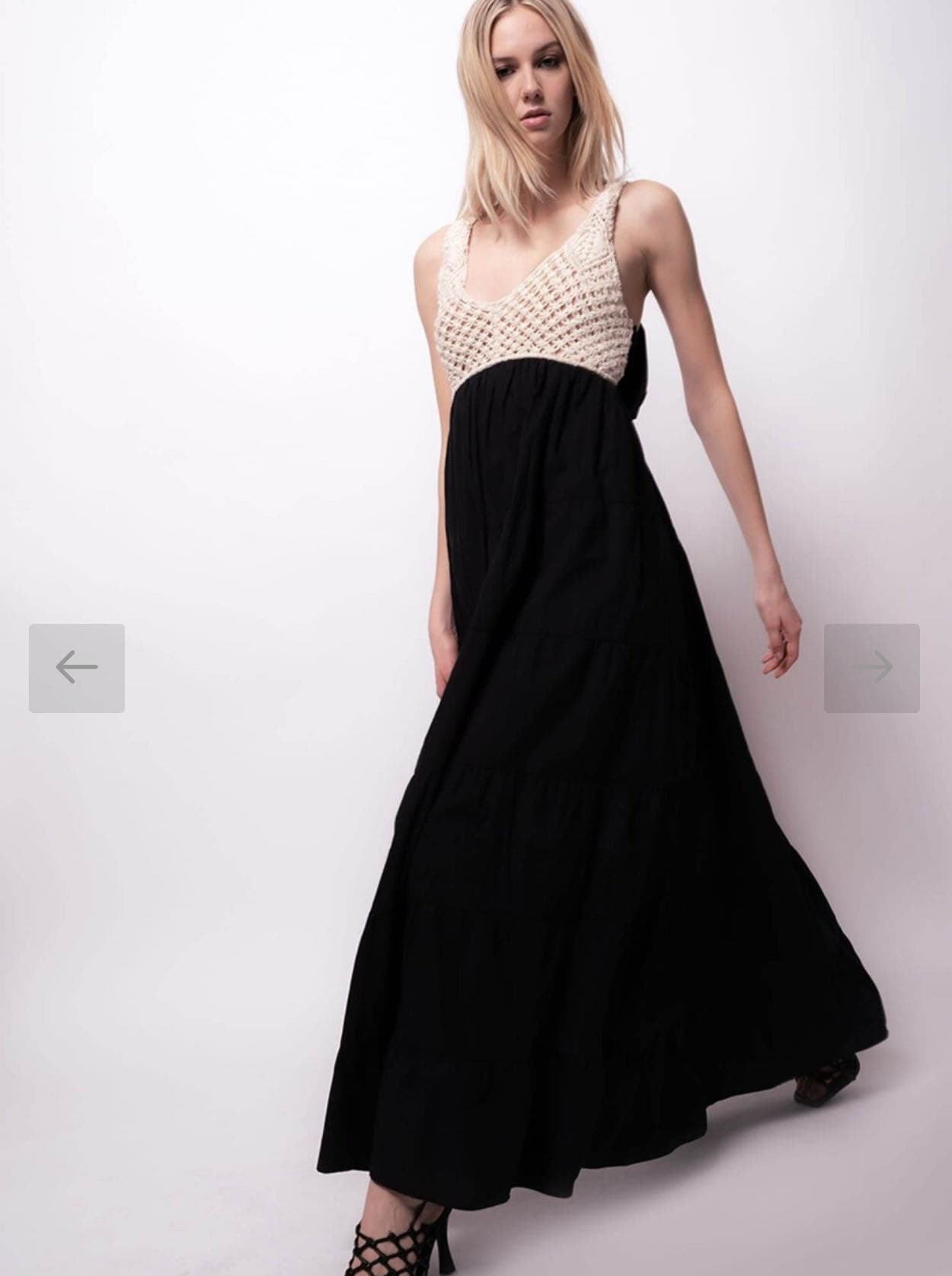 Vestito con maxi fiocco