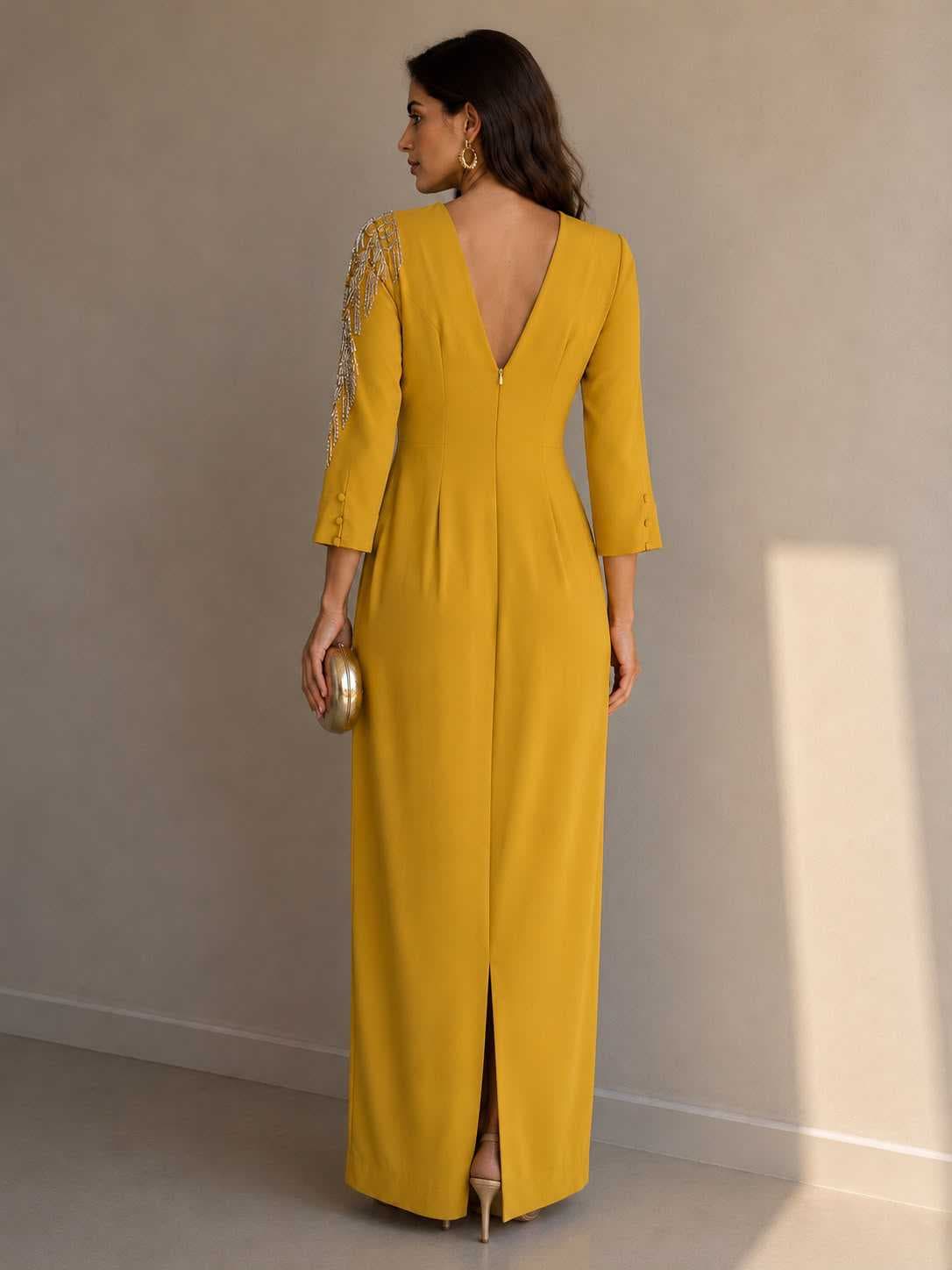 Abito giallo lungo con maniche lunghe — 2